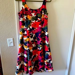 Beautiful dress  size 10 beautiful colors